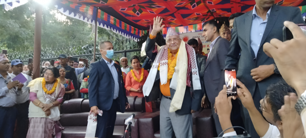 गठबन्धनले उम्मेदवार चोरेको ओलीको भनाई