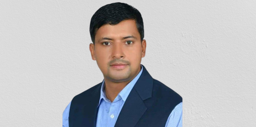 रेशम चौधरीको आममाफीको विरुद्धमा एमाले सचेतक बर्तौला