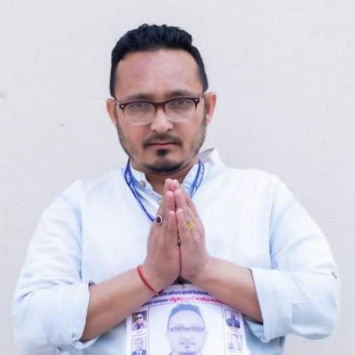 औषधि ब्यवसायी महासंघ झापाको अध्यक्षमा खड्का