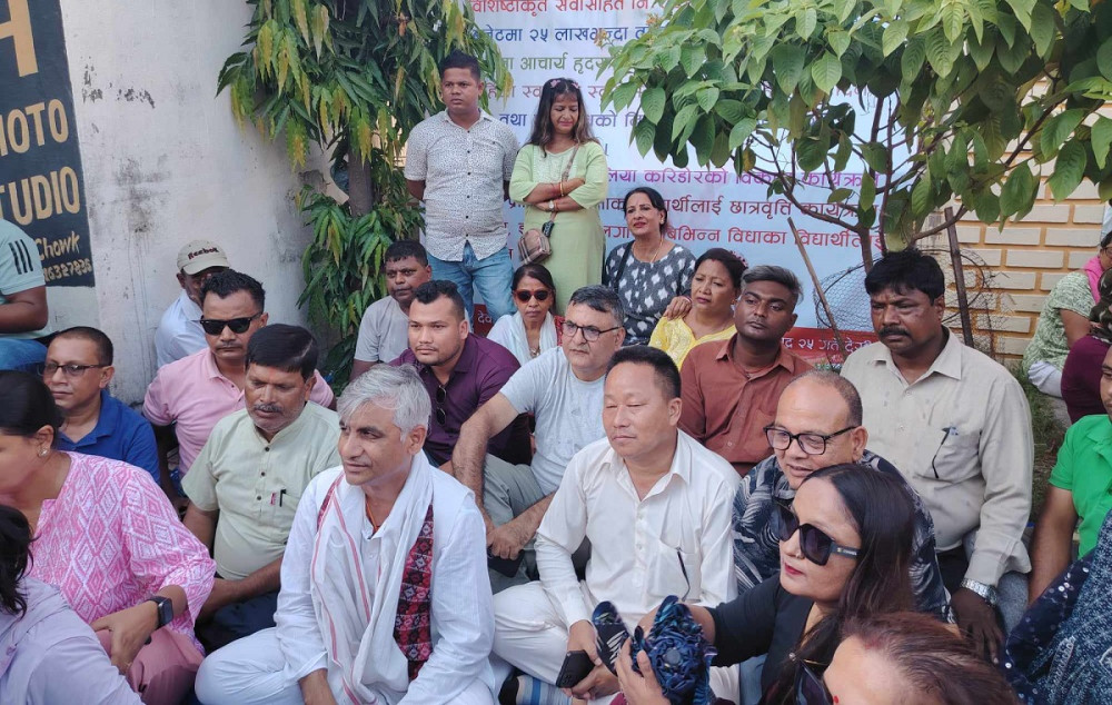 पूर्वमुख्यमन्त्री कार्की प्रहरी नियन्त्रणमा