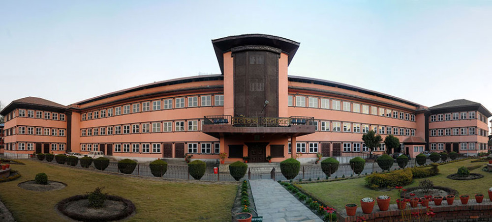 शिक्षकलाई तीन दिनभित्र फर्कन सर्वोच्चको आदेश
