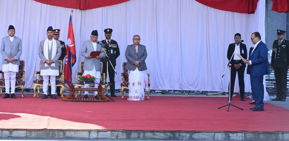 मधेश प्रदेश प्रमुख कर्णले लिए सपथ
