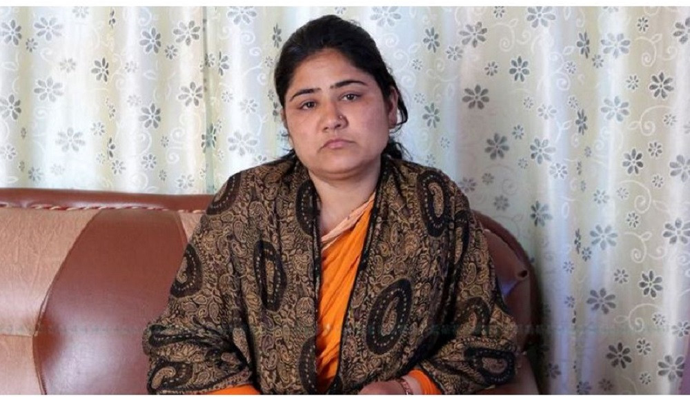 महिलालाई कुटेको आरोपमा राज्यमन्त्री वली प्रहरी नियन्त्रणमा