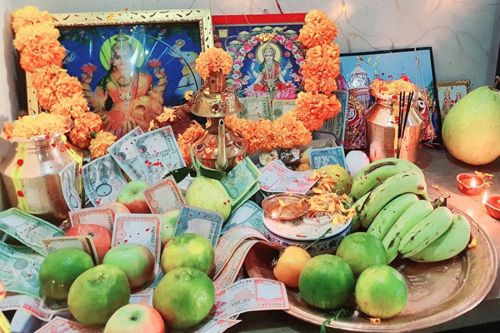 लक्ष्मीपूजापनि आजै मनाइने