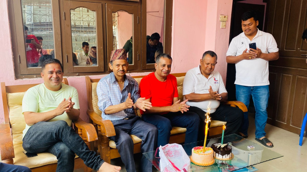 इजलास दैनिक सातौं वर्षमा प्रवेश