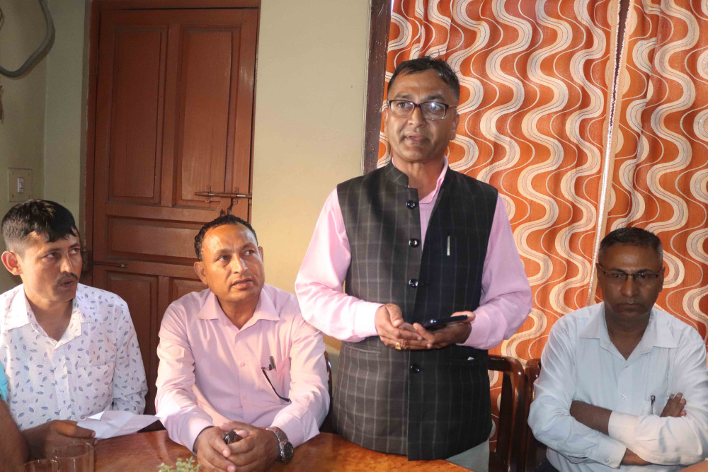 बास्तोलाद्वारा खानेपानीमा उम्मेदवारी आचारसंहिता विपरित नभएको प्रष्टोक्ति