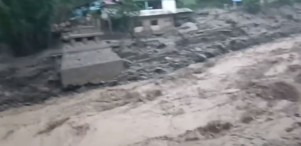 पाँचथर र ताप्लेजुङमा बर्षाको वितण्डा, एक दर्जन मानिस बेपत्ता
