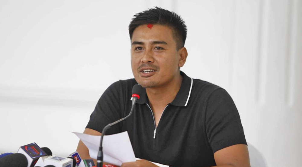 क्रिकेट पूर्व कप्तान ज्ञानेन्द्र मल्लले लिए सन्यास