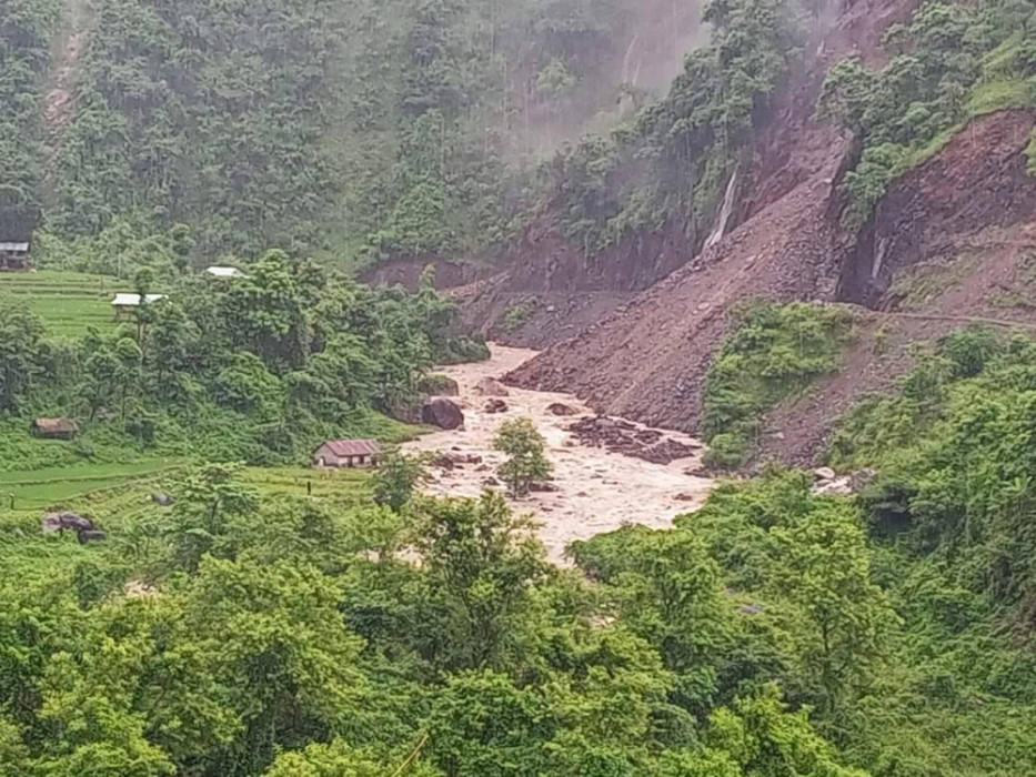 मकवानपुर पहिरो अपडेट : उद्धार गरिएकी महिलाको मृत्यु, ६ जना अझै बेपत्ता