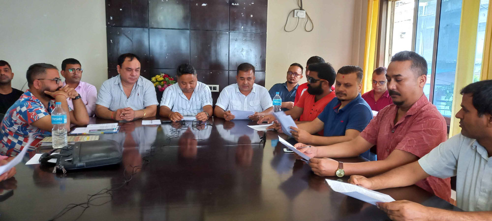 व्यवसायीलाई मार पर्ने गरी कर नबढाउन उवासंघको आग्रह