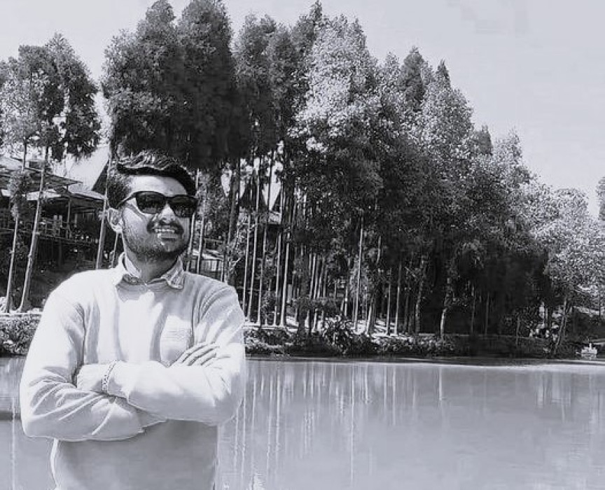 श्रीमती बचाउन खोज्दा करेन्ट लागेर श्रीमानको मृत्यु