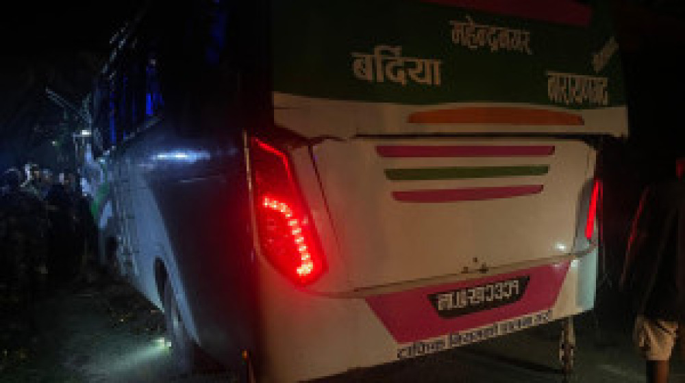 बाँकेमा बस दुर्घटना हुँदा सात जनाको मृत्यु