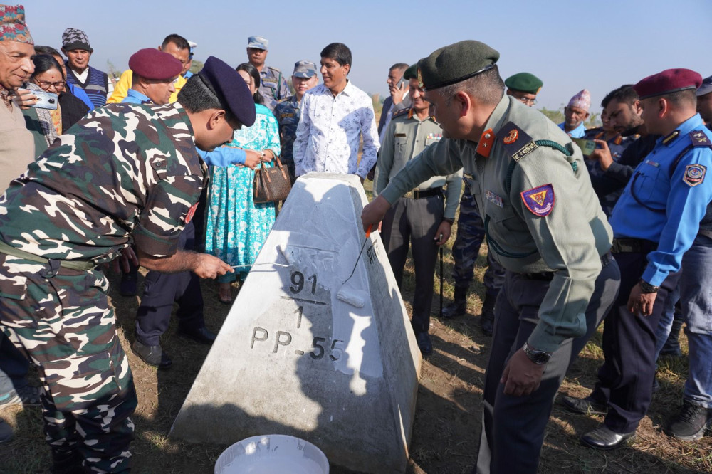 मेचीनगरबाट नेपाल-भारत सीमा स्तम्भ मर्मत कार्य शुरु