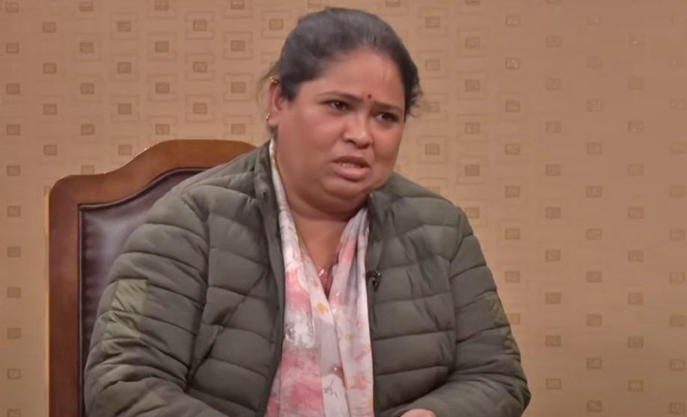 न्यायाधिश पत्नीले अदालत बाहिर गरिन् आत्मदाह प्रयास
