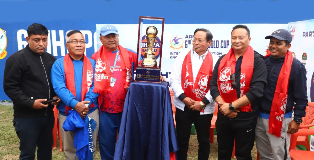 झापा गोल्ड कपद्वारा ट्रफी तथा सहभागी टीम सार्वजनिक