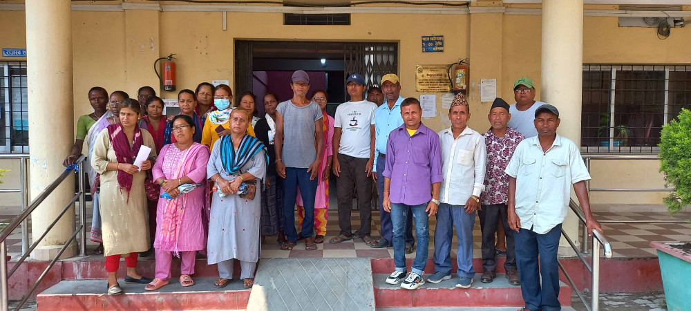 गिरीबन्धु चिया बगानले ज्याला नदिएको भन्दै मजदुरले गुहारे पालिका