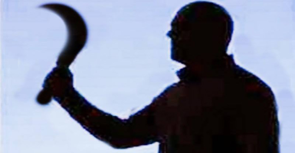 भद्रपुरमा छात्रामाथि दाउ प्रहार