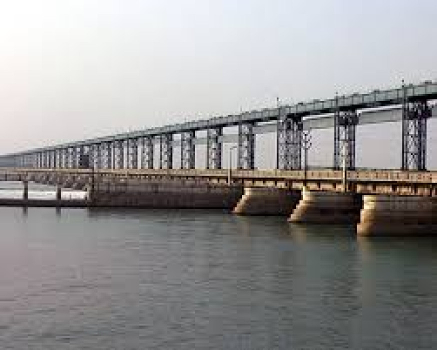 कोशी ब्यारेजमा रातो झण्डा, ५६ वटै ढोका खोलियो