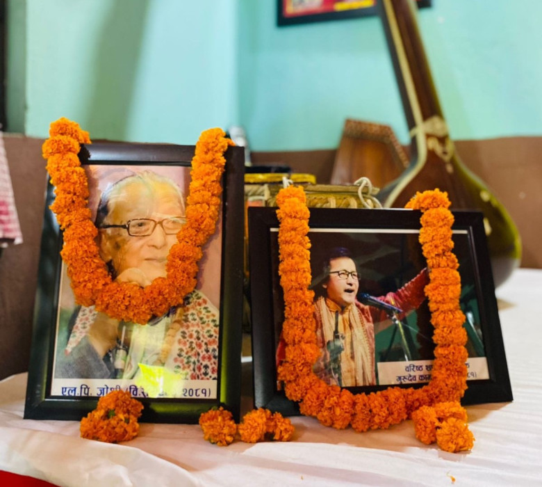 गायकद्वय जोशी र कामतलाई सप्तक संगीत विद्यालयद्वारा श्रद्धाञ्जली अर्पण