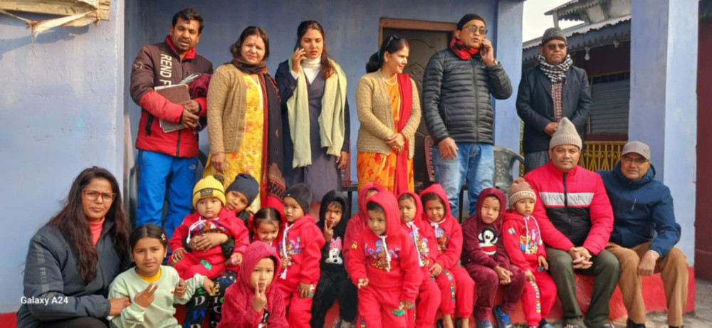 जन्मोत्सवमा विपन्न समुदायका बच्चालाई न्यानो कपडा वितरण