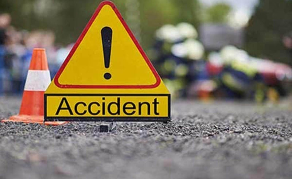 इटहरीबाट छुटेको बस मकवानपुरमा दुर्घटना