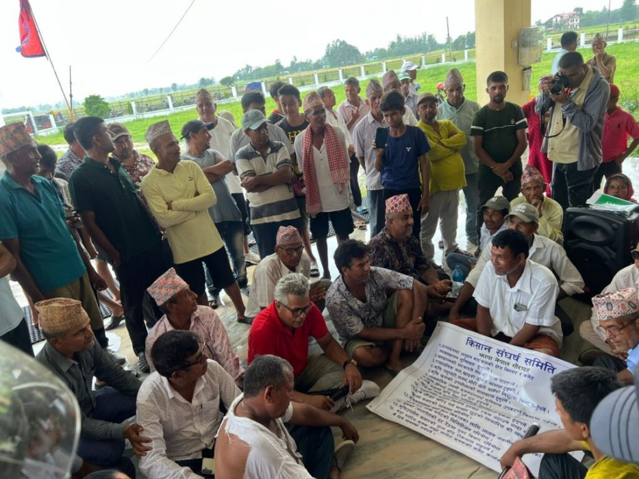 झापामा चर्किंदै किसान आन्दोलन