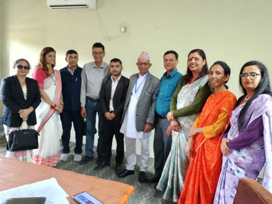 झापा अदालतमा थपिए मेलमिलापकर्ता, प्रमुख न्यायाधीश लुईंटेलले गराए सपथ