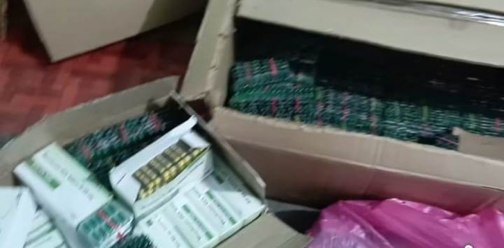 फार्मेसीको गोदाममा ठूलो परिमाणमा लागूऔषध फेला