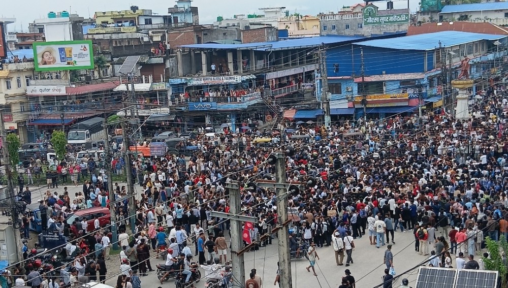 बिर्तामोडमा जेनजीको विरोध र्यालीपछि कोणसभा