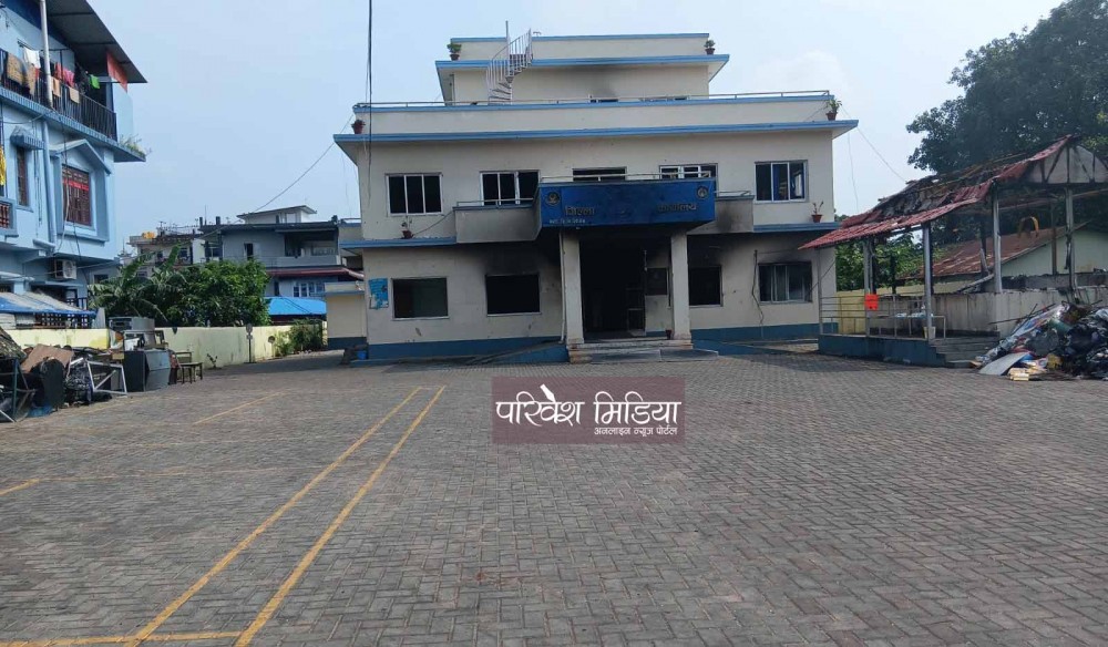 सरसफाईपछि देखिएको जिल्ला ट्राफिक र बिर्तामोड इलाकाको दृश्य