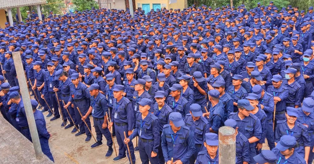 आजदेखि झापामा ४७९७ जना निर्वाचन प्रहरीका लागि निवेदन माग